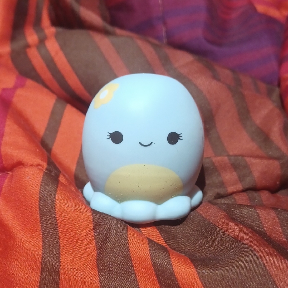 Squishmallows Squooshems Fantasy Squad - Olina The Octopus